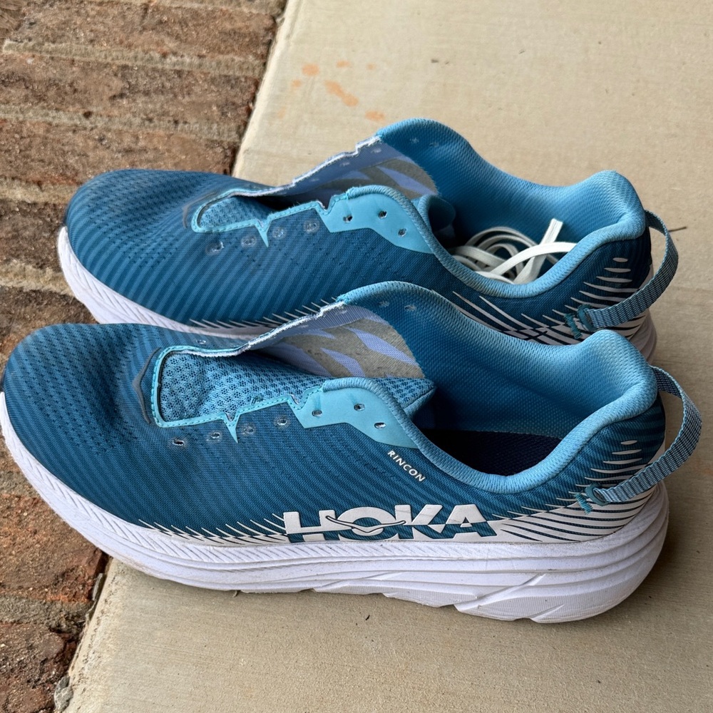 Preowned Men’s size 12 Hoka One One M Rincon 2 - Blue